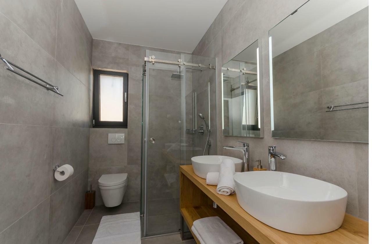 Apartments Villa Adriana I Srima Εξωτερικό φωτογραφία
